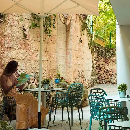 Ibis Styles Roomer Hotel 4*