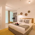 Ibis Styles Roomer فندق