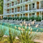 Ibis Styles Roomer Golden Sands