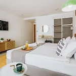 Ibis Styles Roomer Hotel