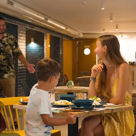 Ibis Styles Roomer Hotel