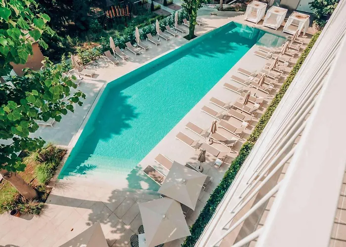 Ibis Styles Roomer 4* Sables d'or